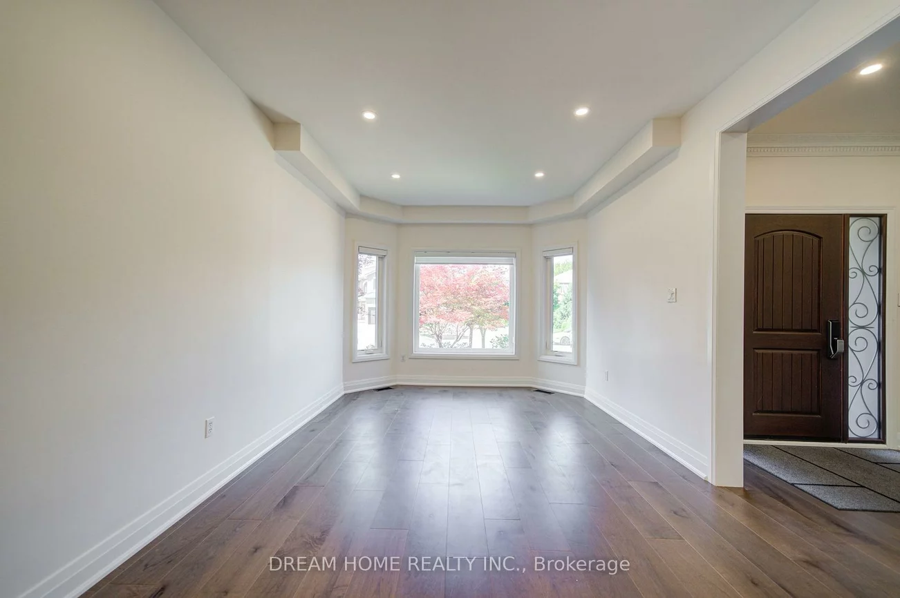 5, Silk, Langstaff, Richmond Hill