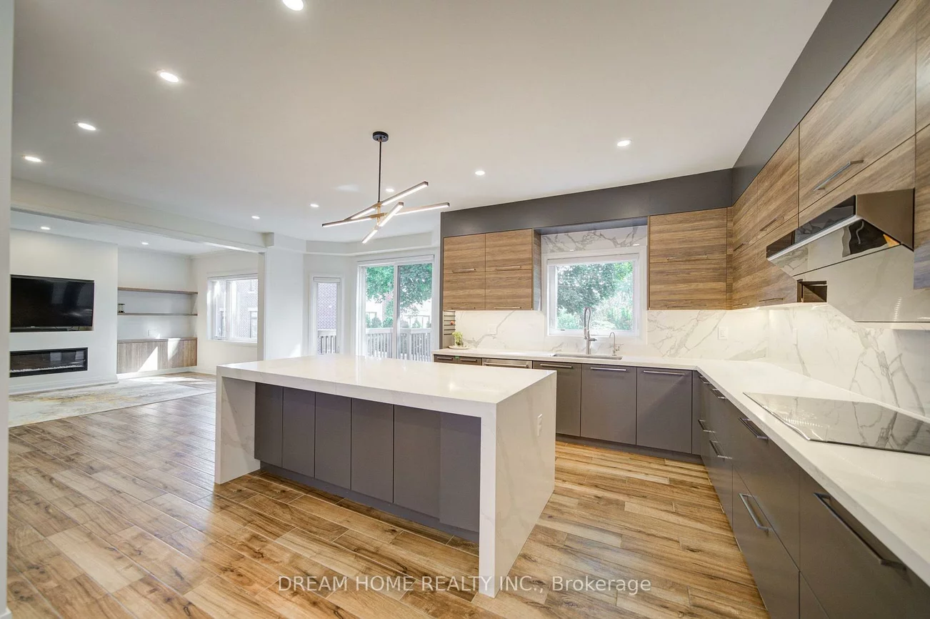 5, Silk, Langstaff, Richmond Hill