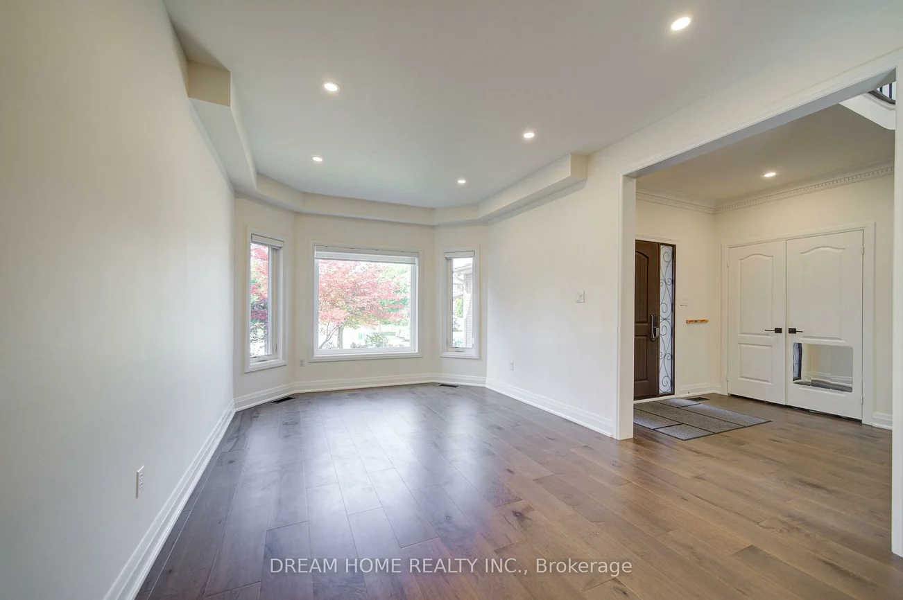 5, Silk, Langstaff, Richmond Hill