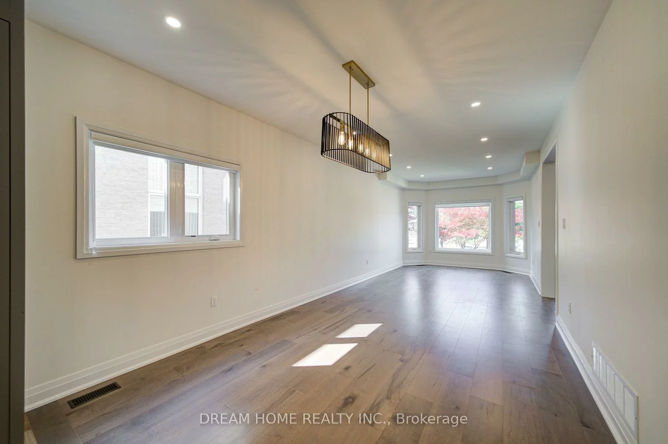 5, Silk, Langstaff, Richmond Hill