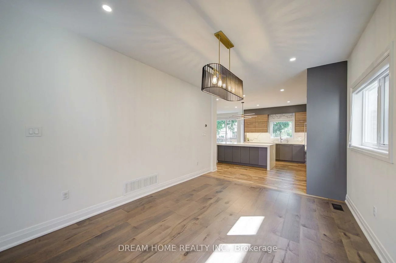 5, Silk, Langstaff, Richmond Hill