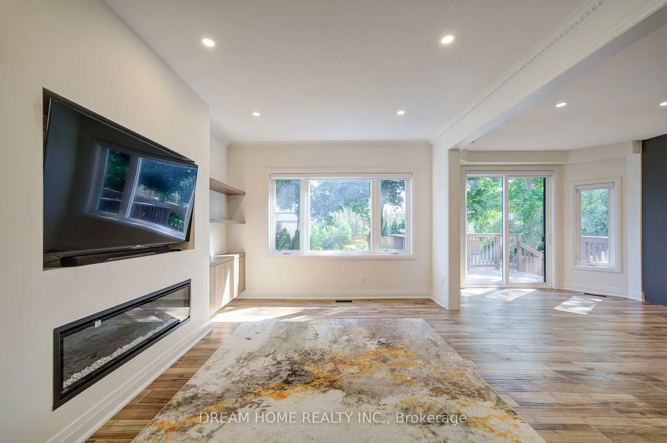 5, Silk, Langstaff, Richmond Hill