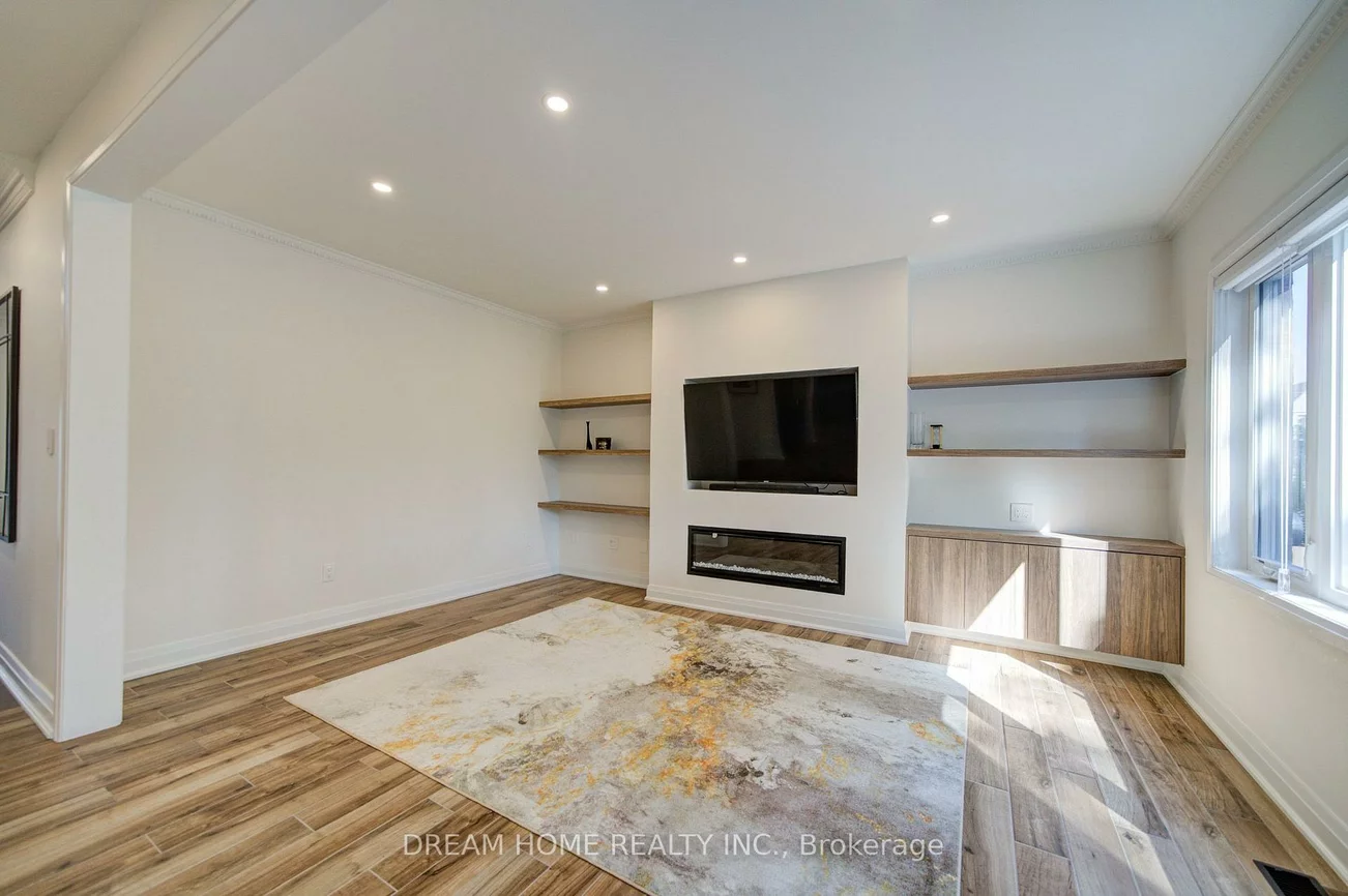 5, Silk, Langstaff, Richmond Hill