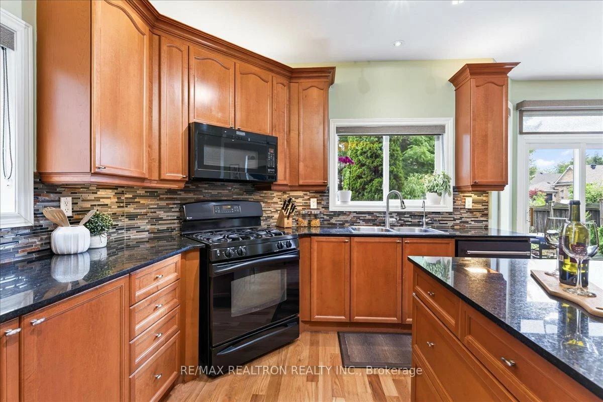 158, Nantucket, Oak Ridges Lake Wilcox, Richmond Hill