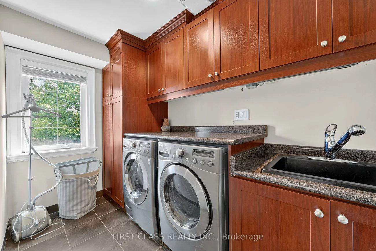 302, Brookside, Westbrook, Richmond Hill