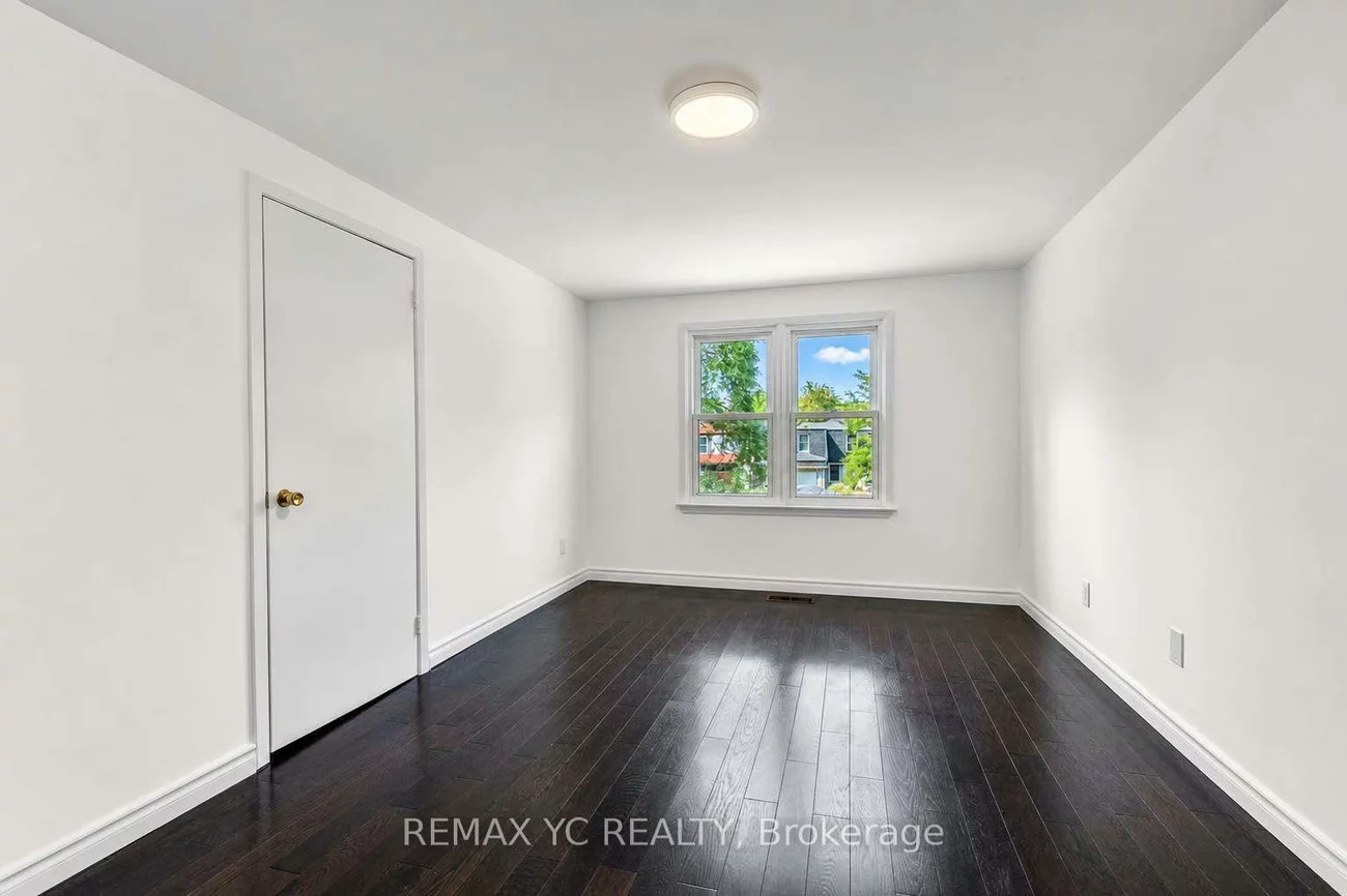 35, Kitsilano, North Richvale, Richmond Hill