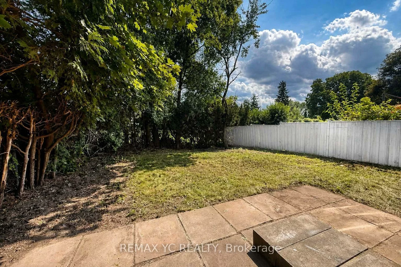 35, Kitsilano, North Richvale, Richmond Hill