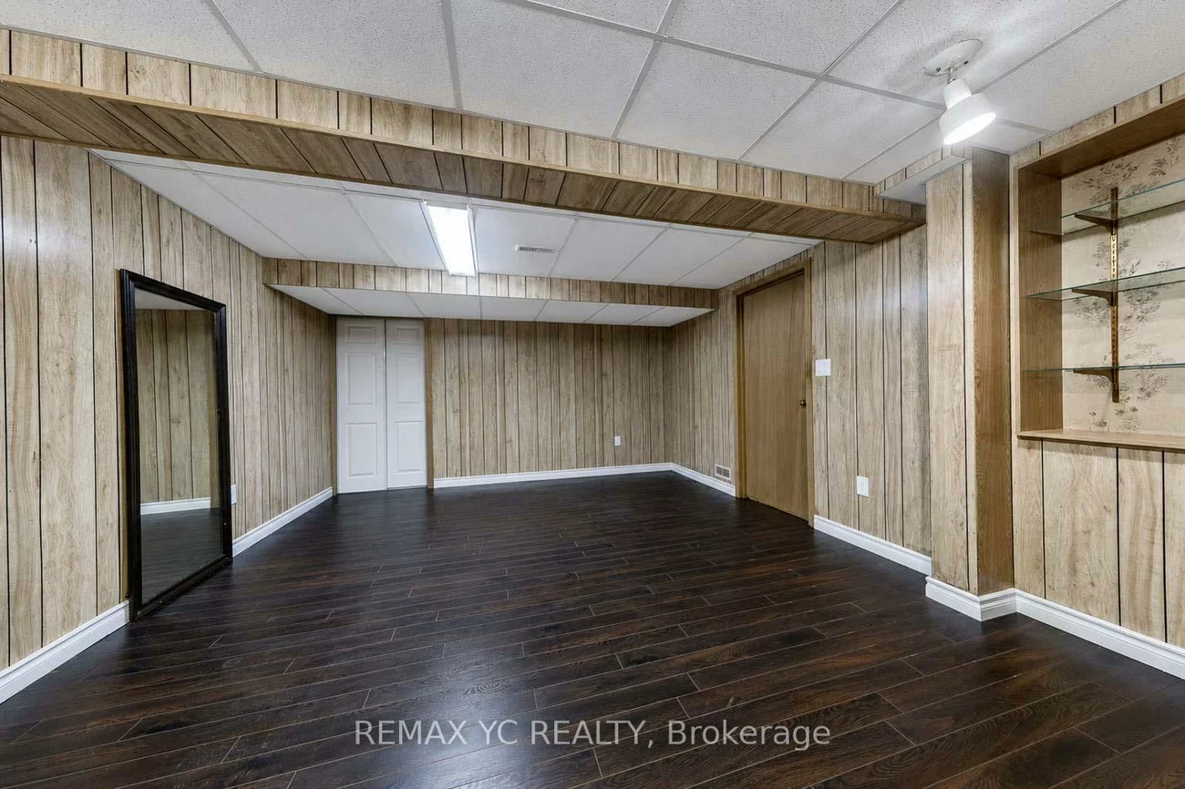 35, Kitsilano, North Richvale, Richmond Hill