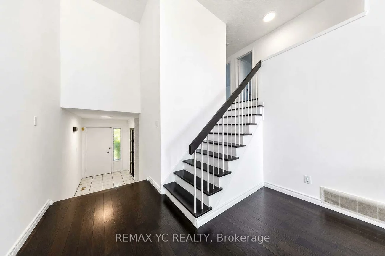 35, Kitsilano, North Richvale, Richmond Hill