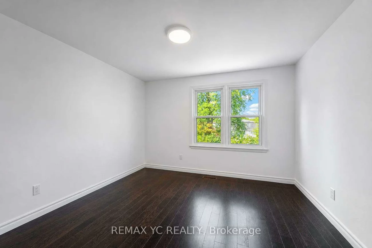 35, Kitsilano, North Richvale, Richmond Hill