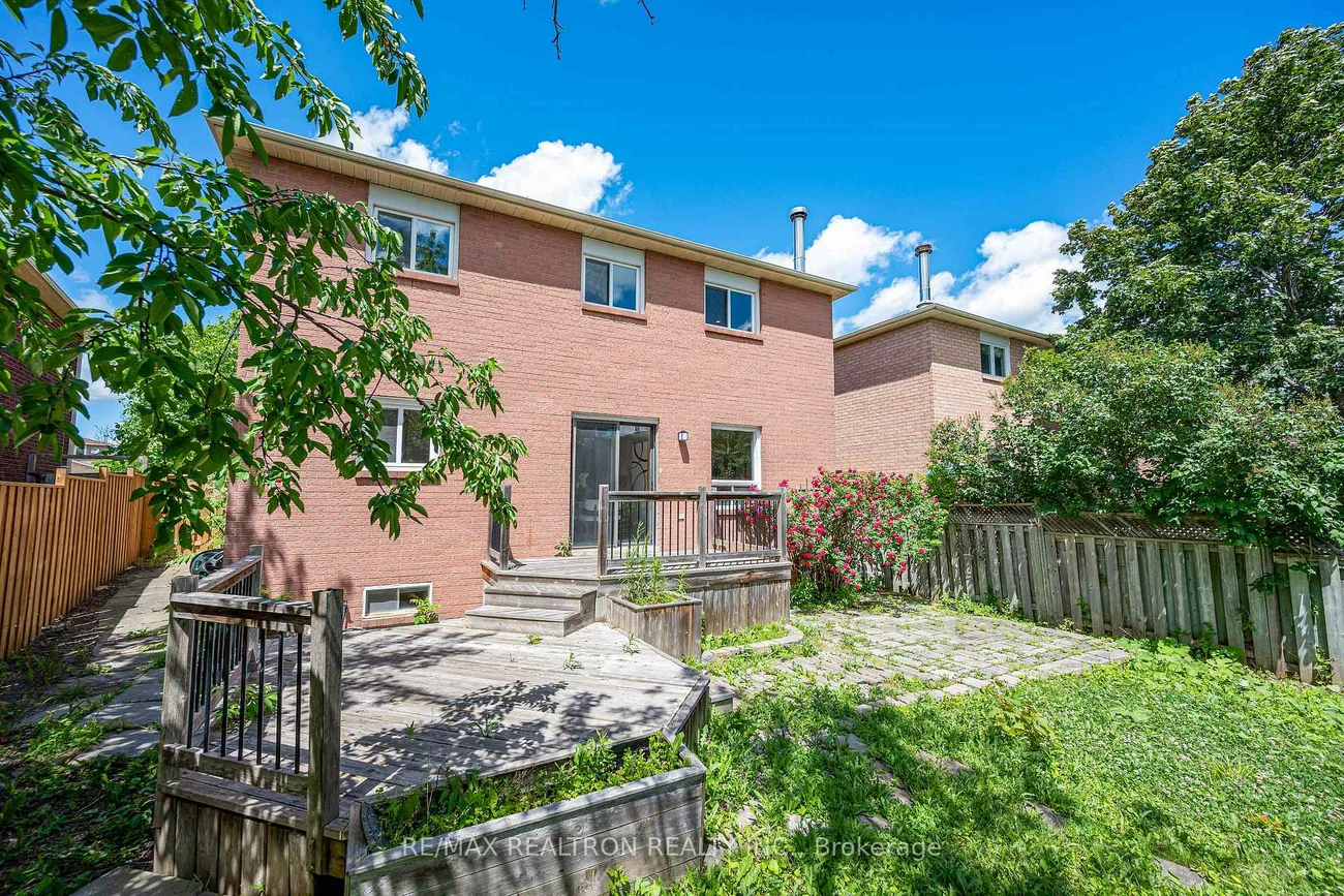 278, Bernard, Devonsleigh, Richmond Hill