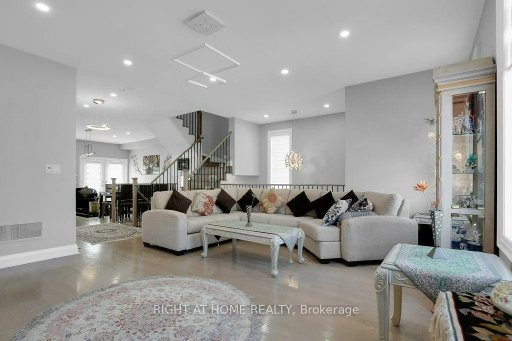6, Plowman, Rouge Woods, Richmond Hill