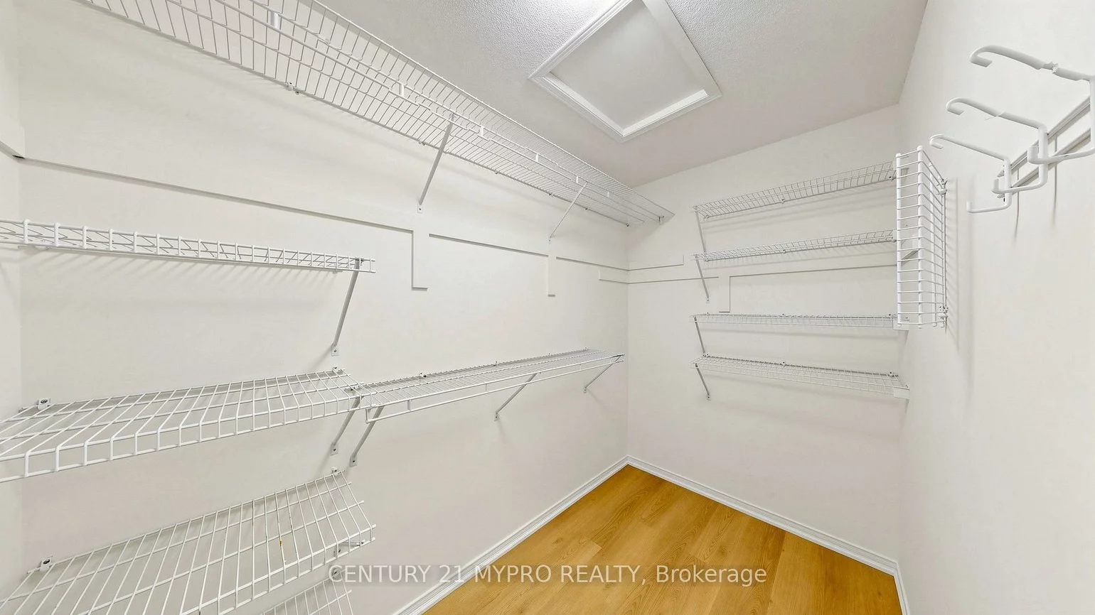 50, Greenbank, Jefferson, Richmond Hill