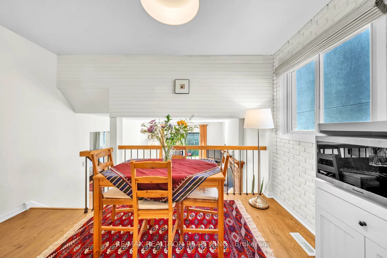 199, Weldrick, North Richvale, Richmond Hill