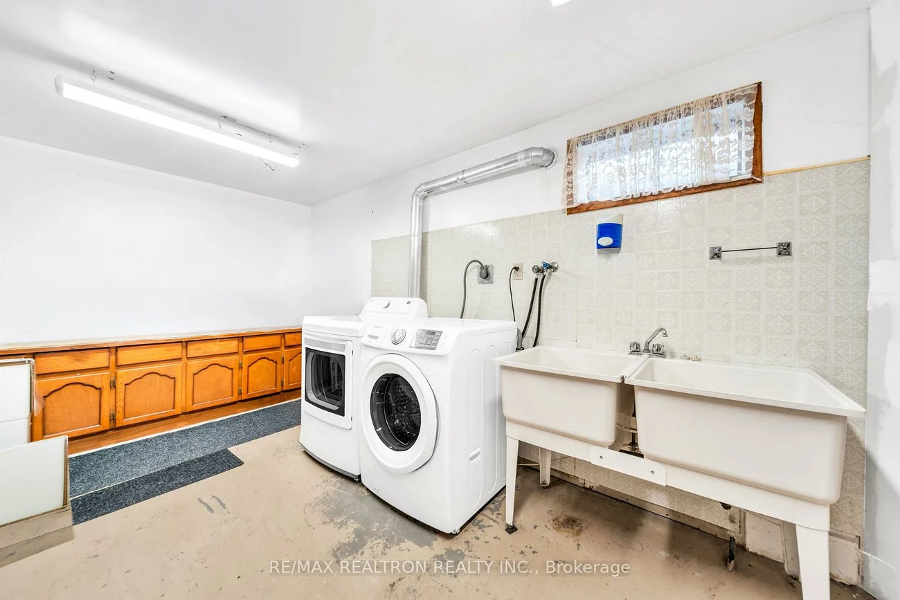 199, Weldrick, North Richvale, Richmond Hill