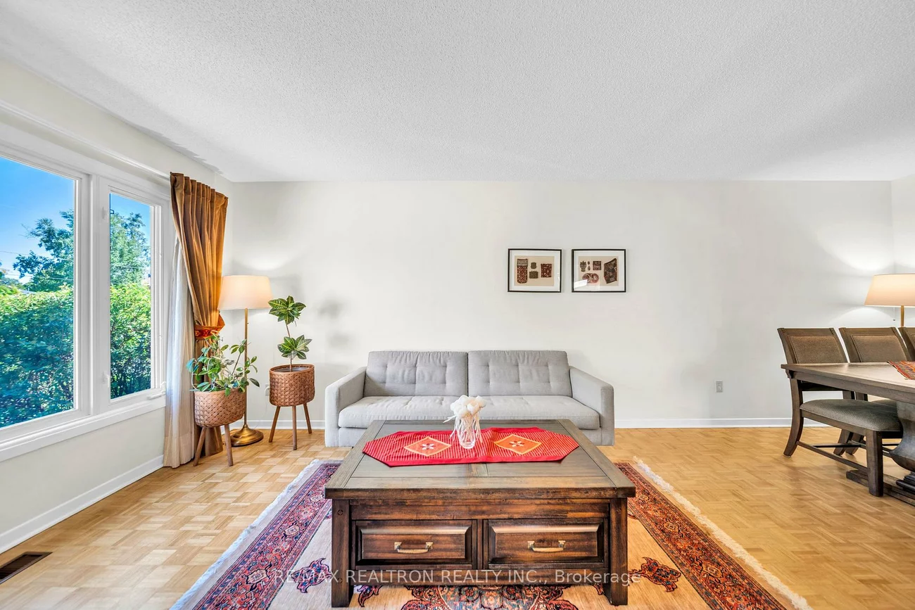 199, Weldrick, North Richvale, Richmond Hill