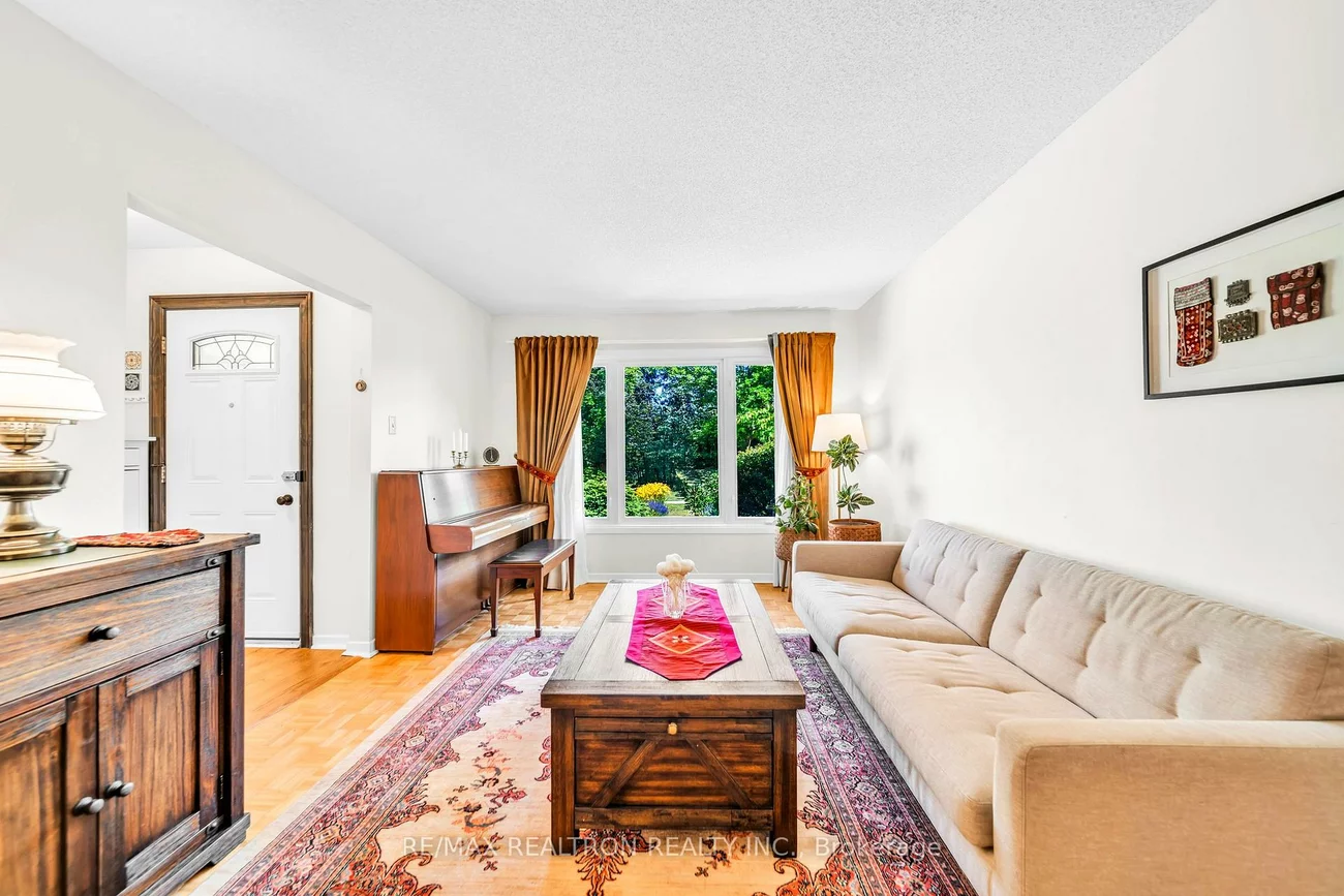 199, Weldrick, North Richvale, Richmond Hill