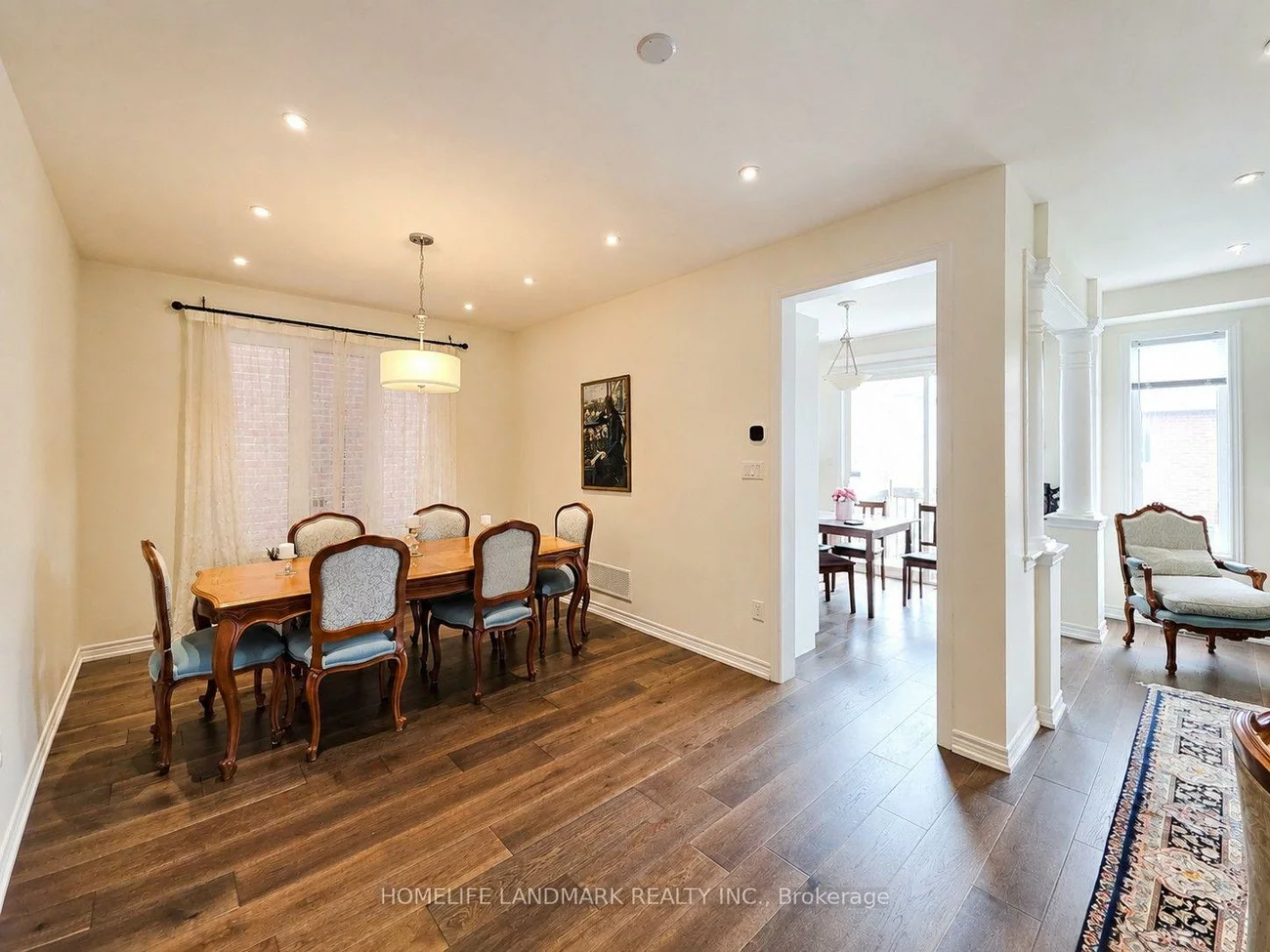 41, Mansard, Jefferson, Richmond Hill