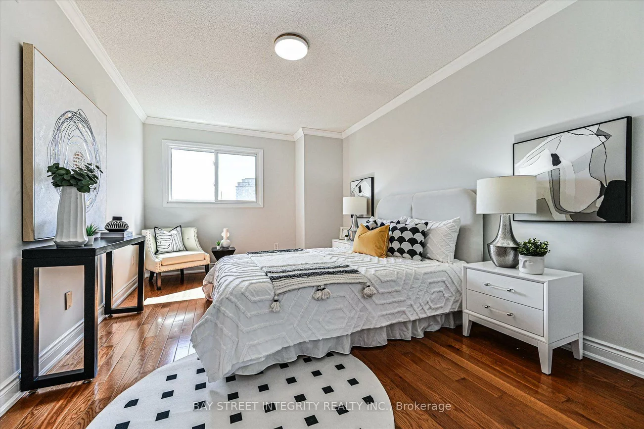 27, Samantha, Doncrest, Richmond Hill
