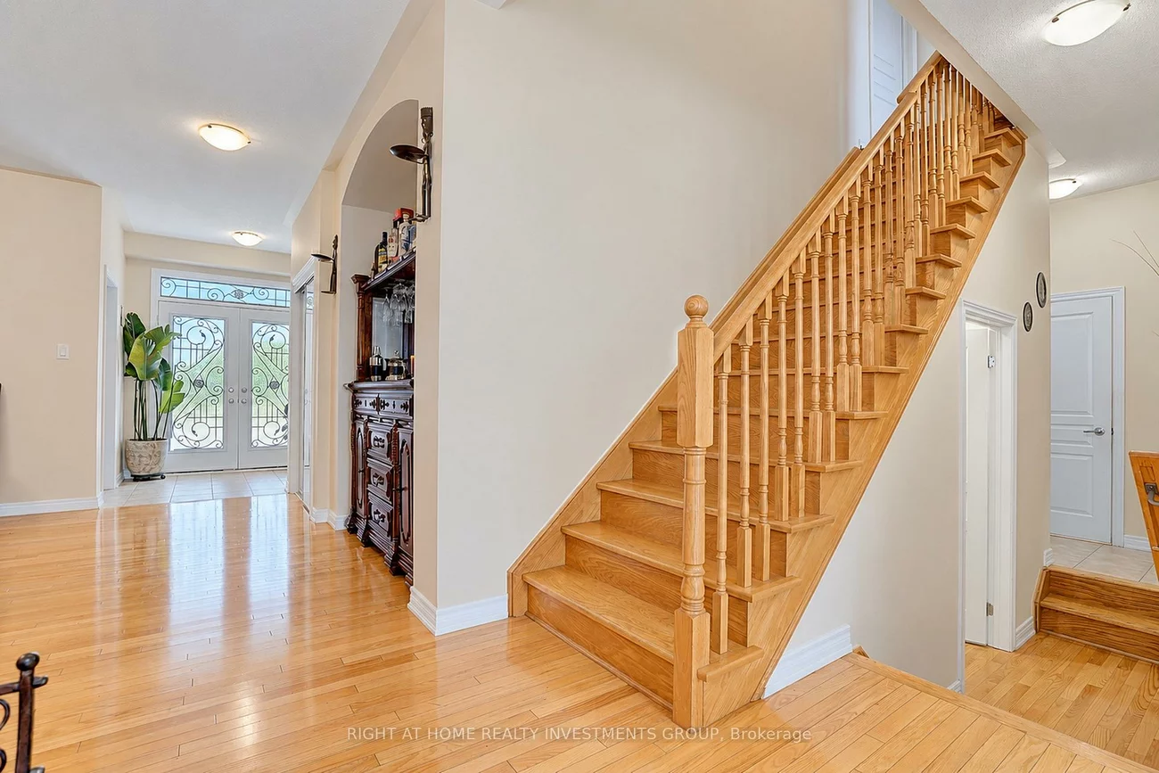14, Shiner, Oak Ridges, Richmond Hill