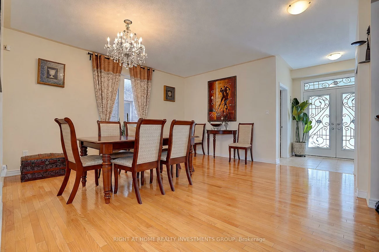 14, Shiner, Oak Ridges, Richmond Hill