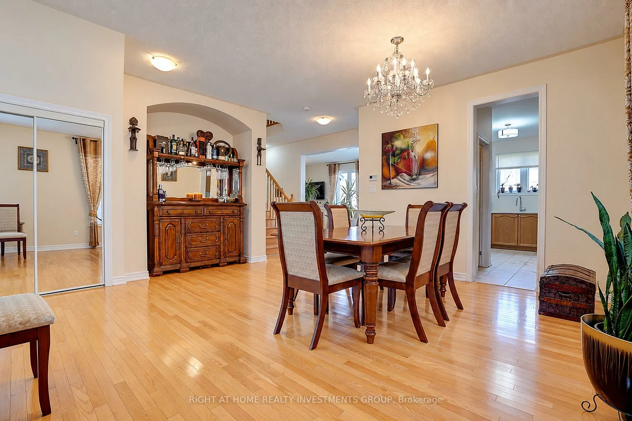 14, Shiner, Oak Ridges, Richmond Hill