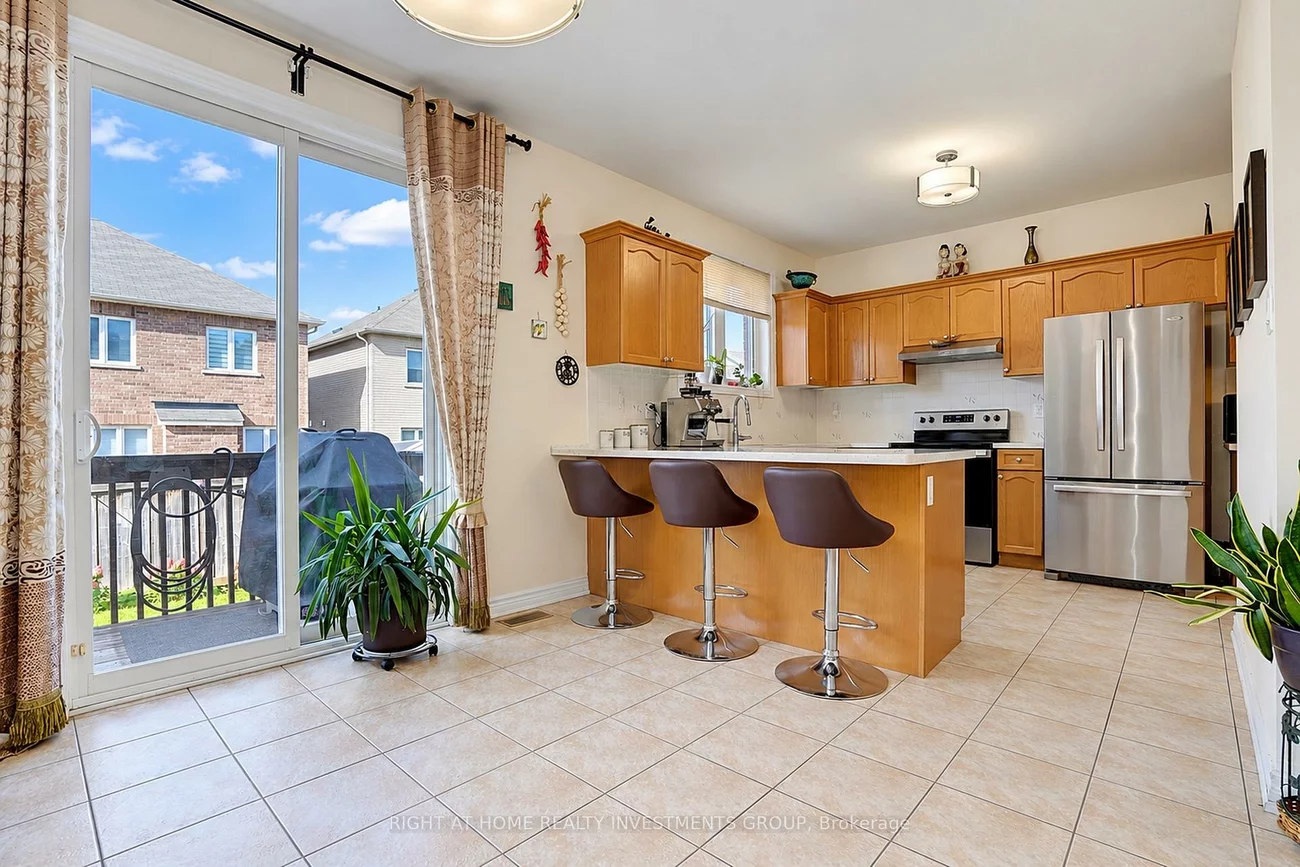14, Shiner, Oak Ridges, Richmond Hill