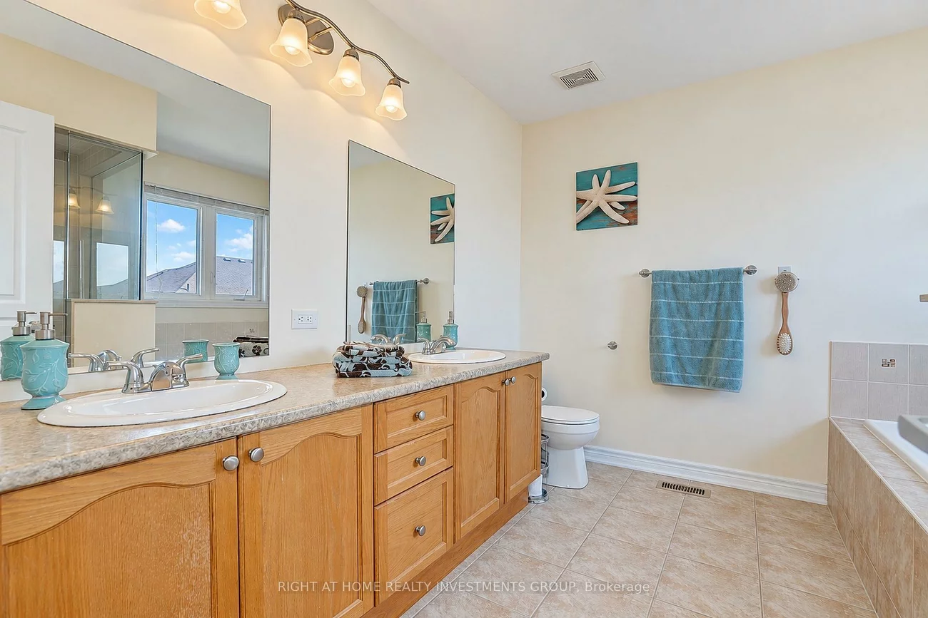 14, Shiner, Oak Ridges, Richmond Hill