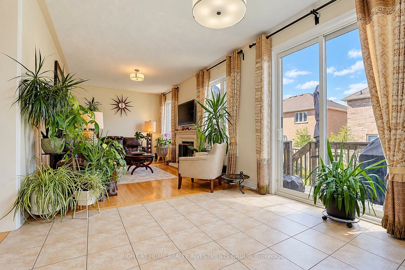 14, Shiner, Oak Ridges, Richmond Hill