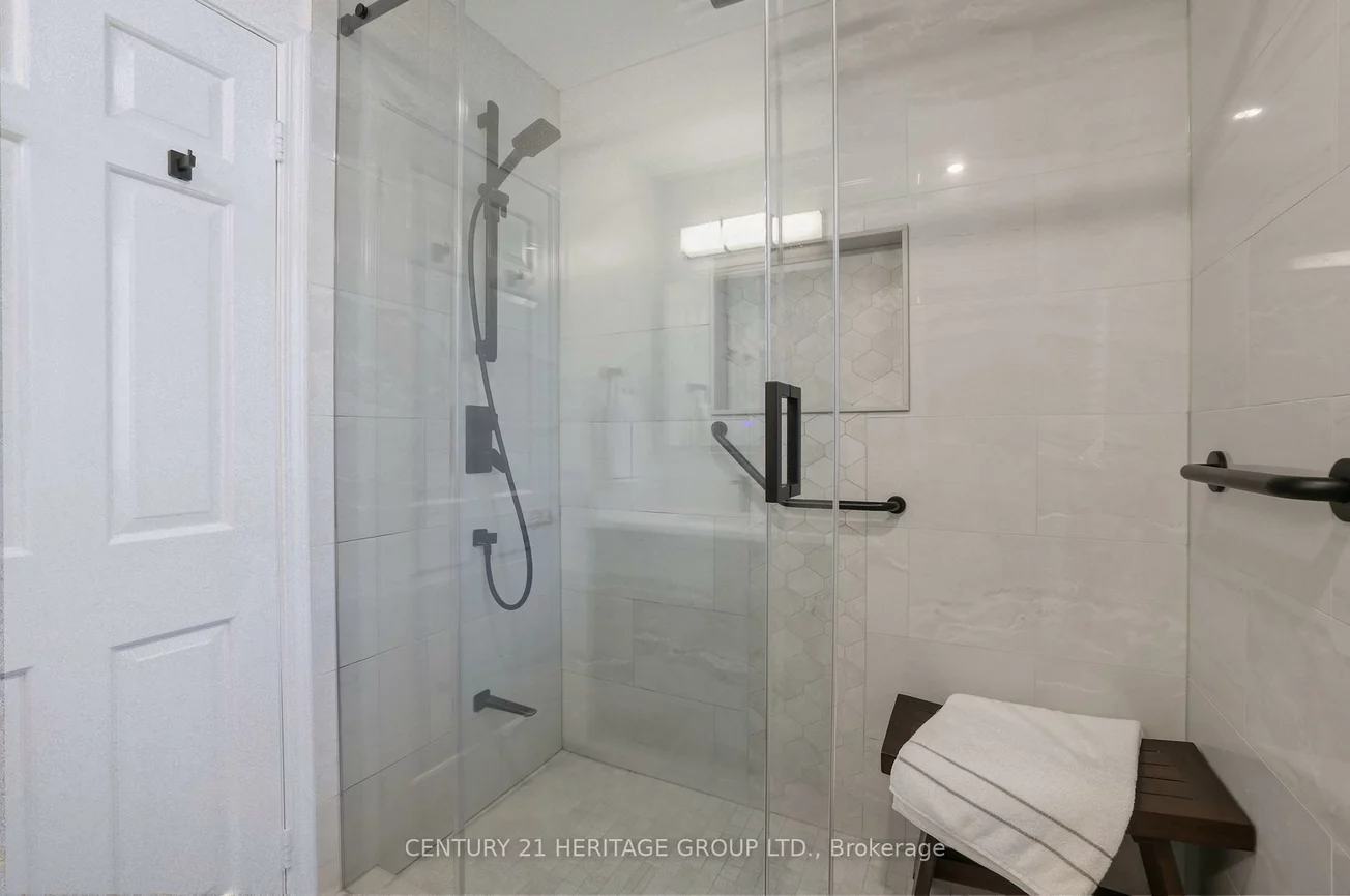 28, Innis, Mill Pond, Richmond Hill