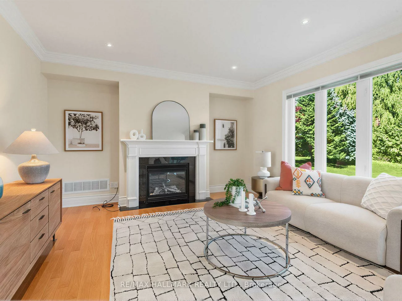 8, Ridgley, Bayview Hill, Richmond Hill