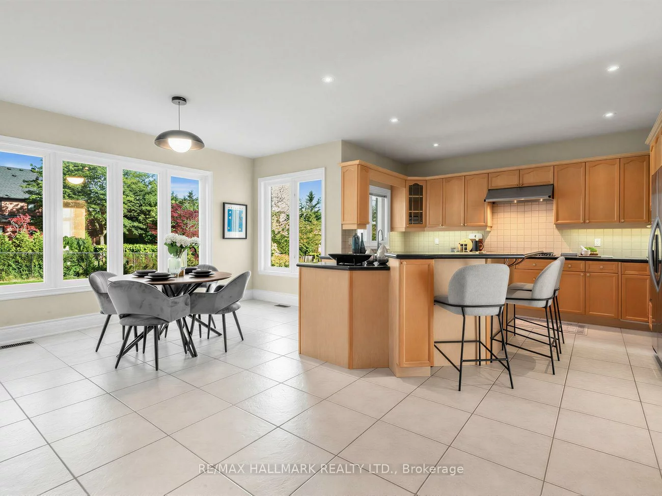 8, Ridgley, Bayview Hill, Richmond Hill