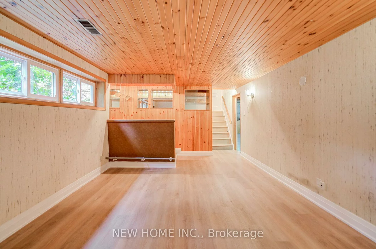 26, Penwick, North Richvale, Richmond Hill
