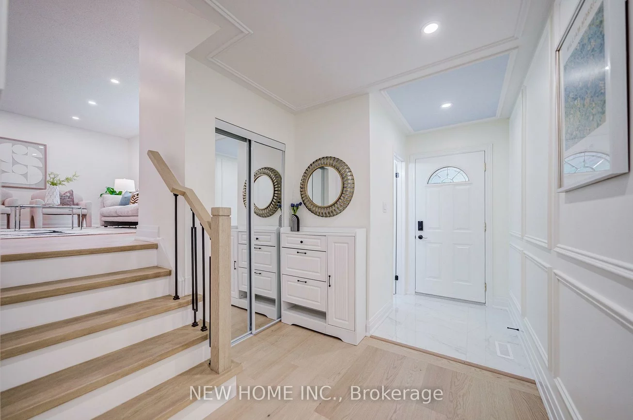 26, Penwick, North Richvale, Richmond Hill