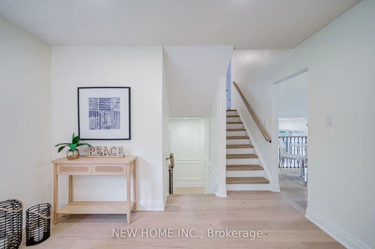 26, Penwick, North Richvale, Richmond Hill