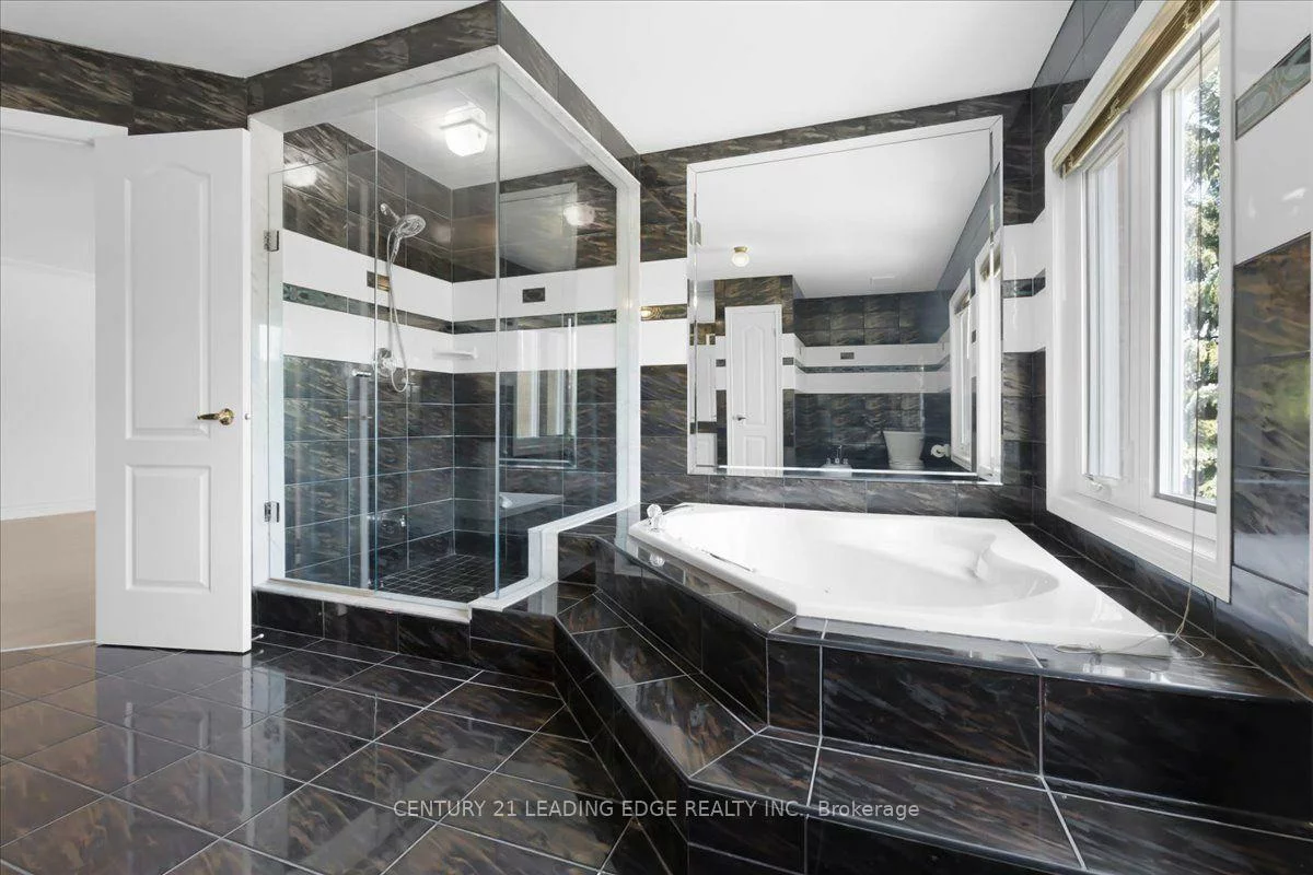 22, Fern, Langstaff, Richmond Hill