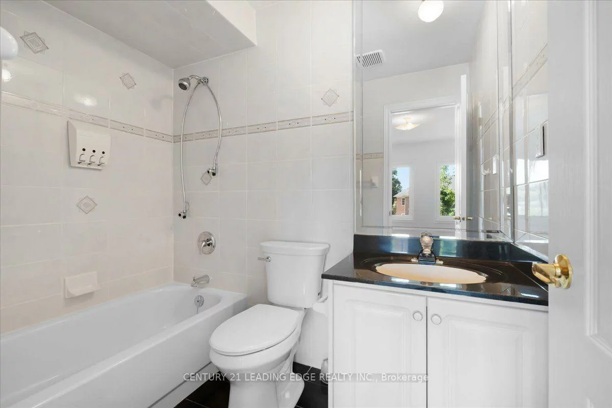 22, Fern, Langstaff, Richmond Hill