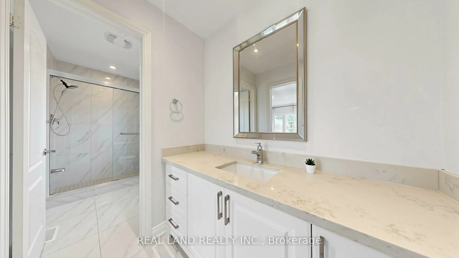 22, Ardwold, Bayview Hill, Richmond Hill