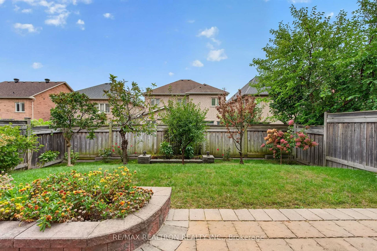 66, Bush Ridges, Jefferson, Richmond Hill