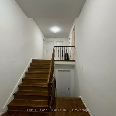 93, Peckham, Newtonbrook West, Toronto