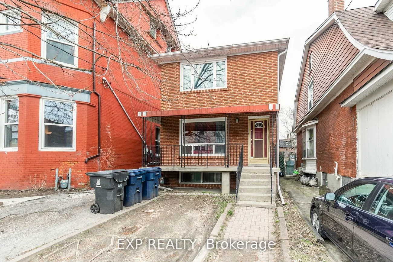 903.5, Bathurst, Annex, Toronto