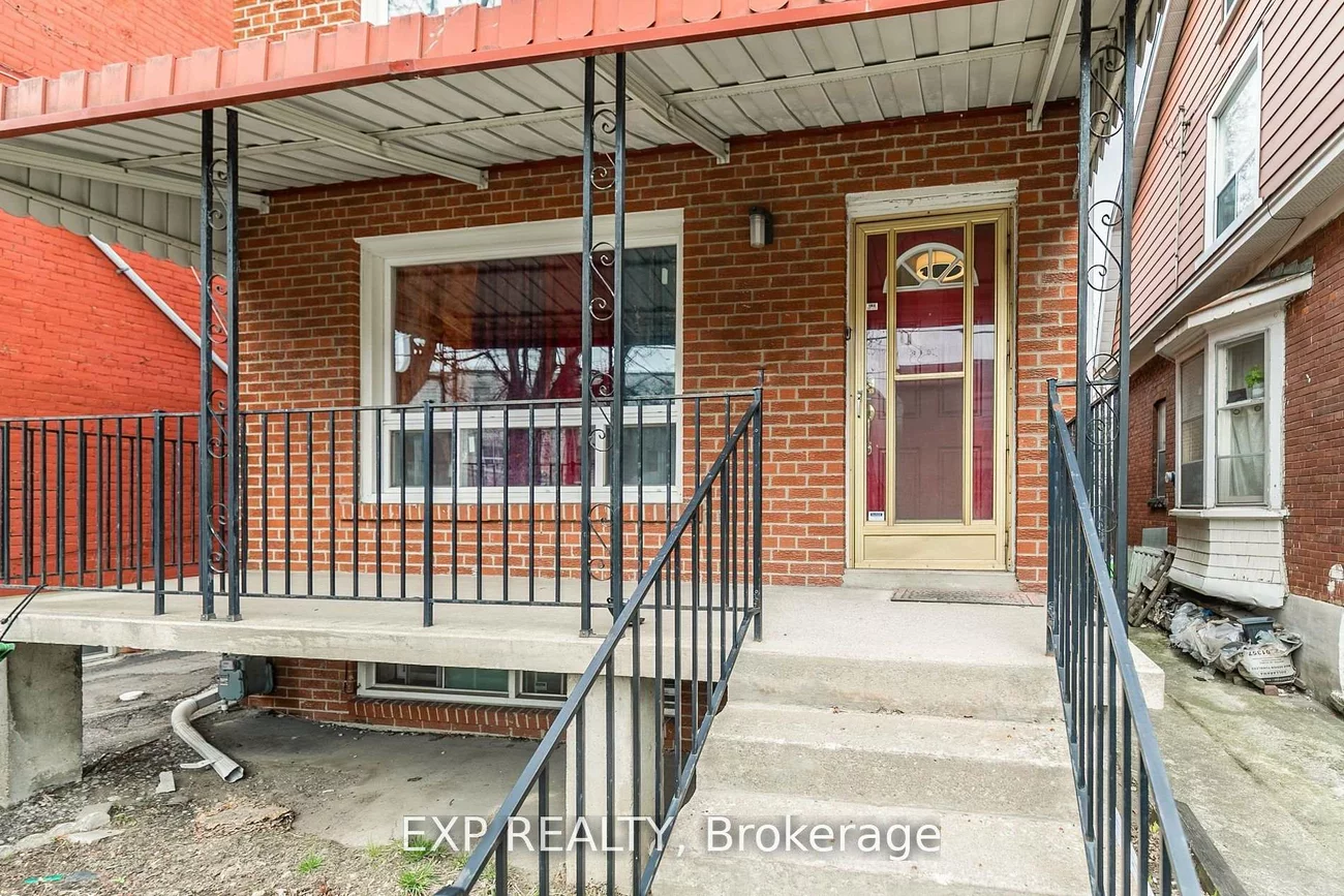 903.5, Bathurst, Annex, Toronto