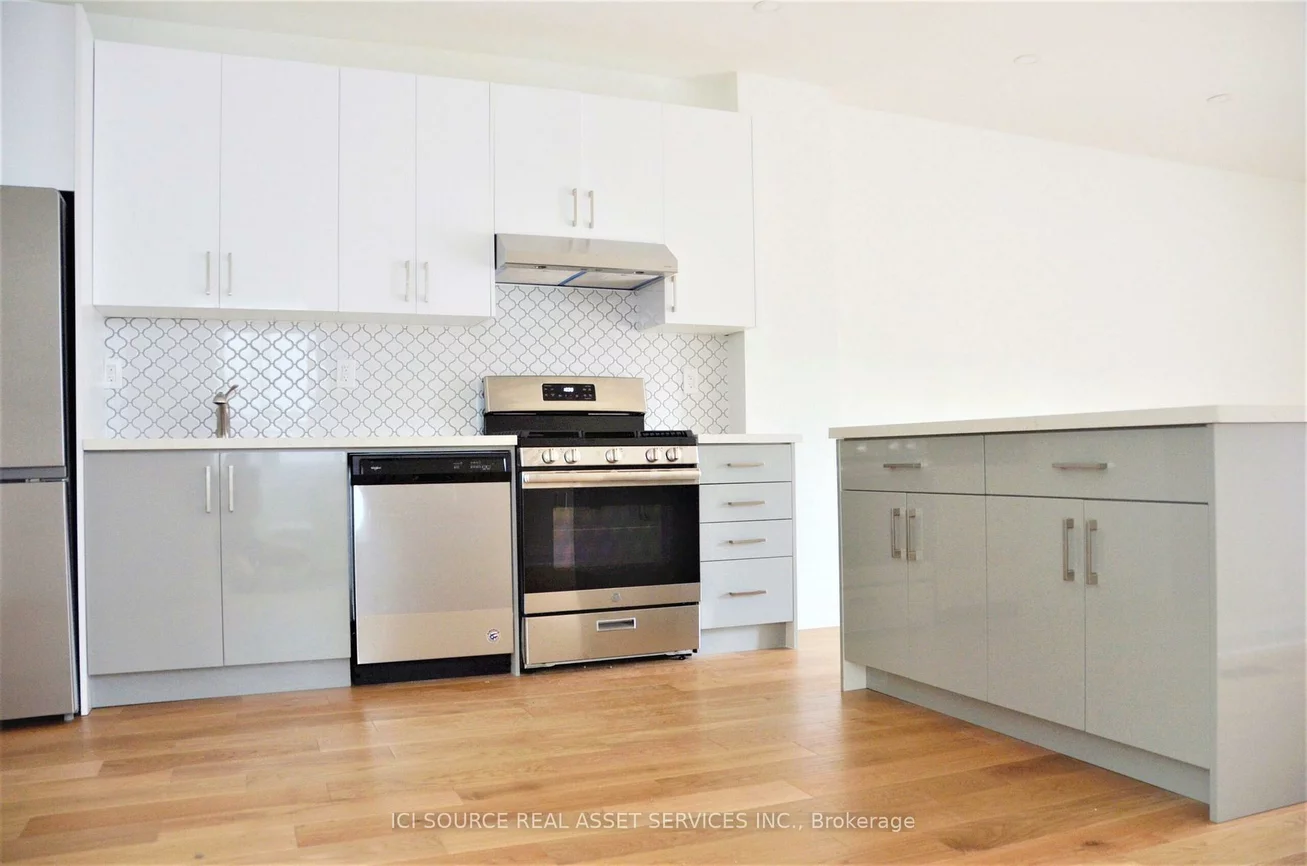 179, Markham, Trinity-Bellwoods, Toronto