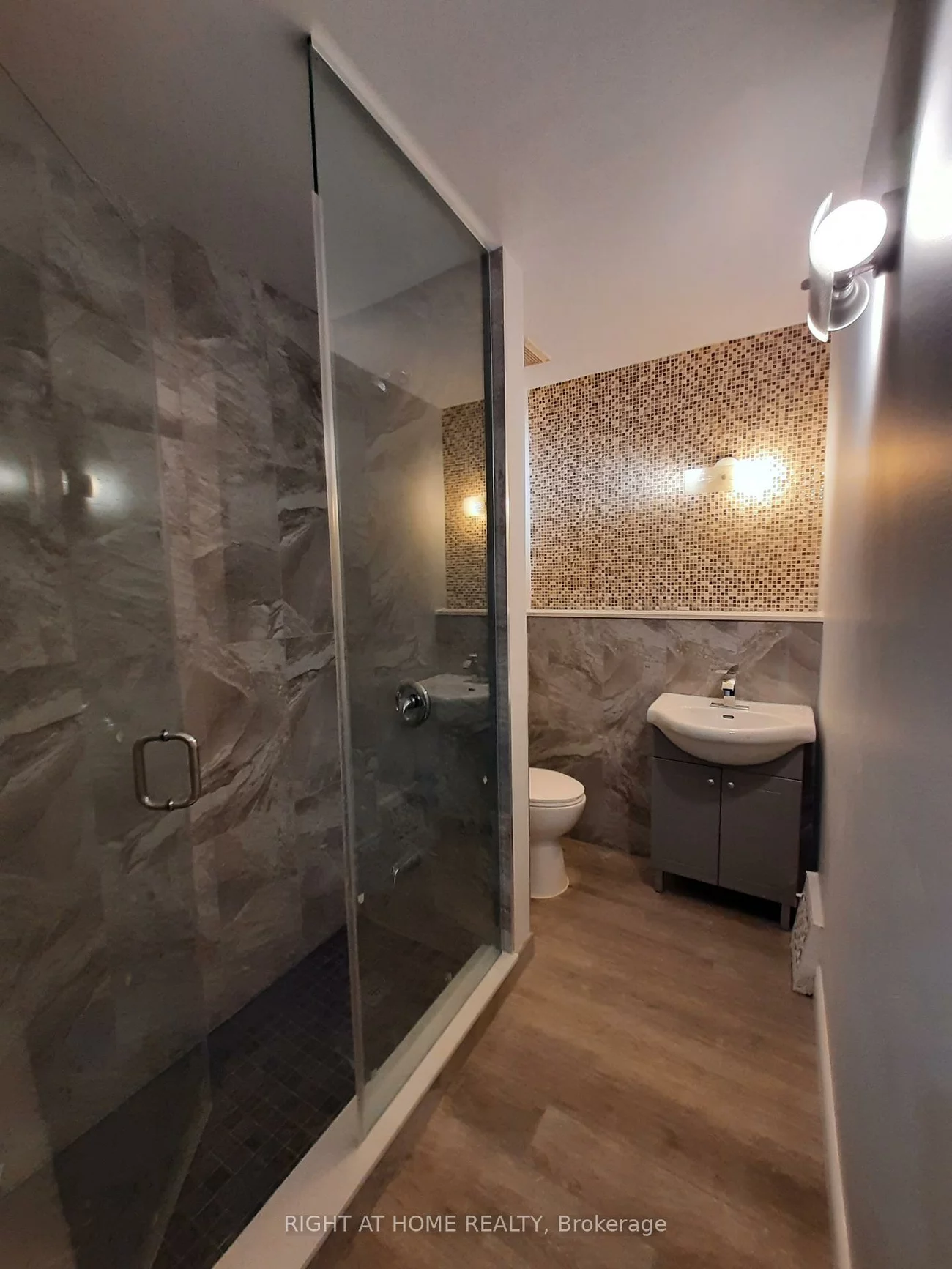513, Mount Pleasant, Mount Pleasant East, Toronto