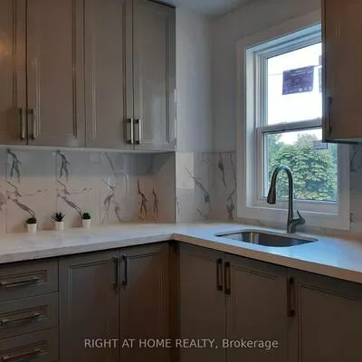 513, Mount Pleasant, Mount Pleasant East, Toronto