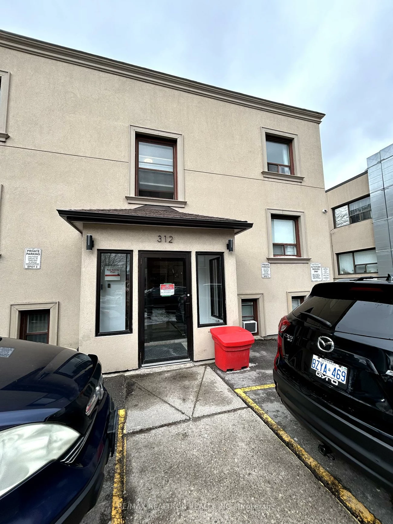 312, Douglas, Bedford Park-Nortown, Toronto