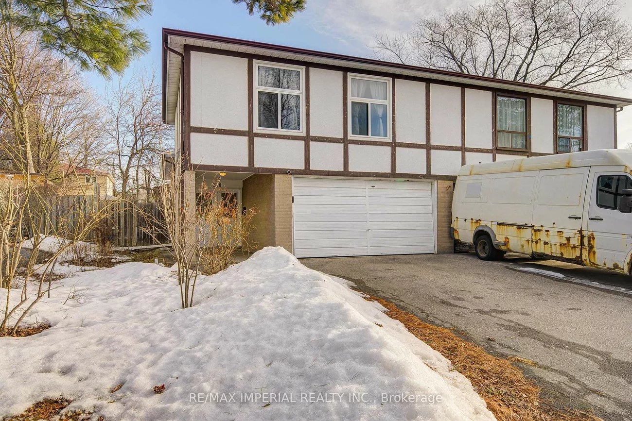 318, Hollyberry, Hillcrest Village, Toronto
