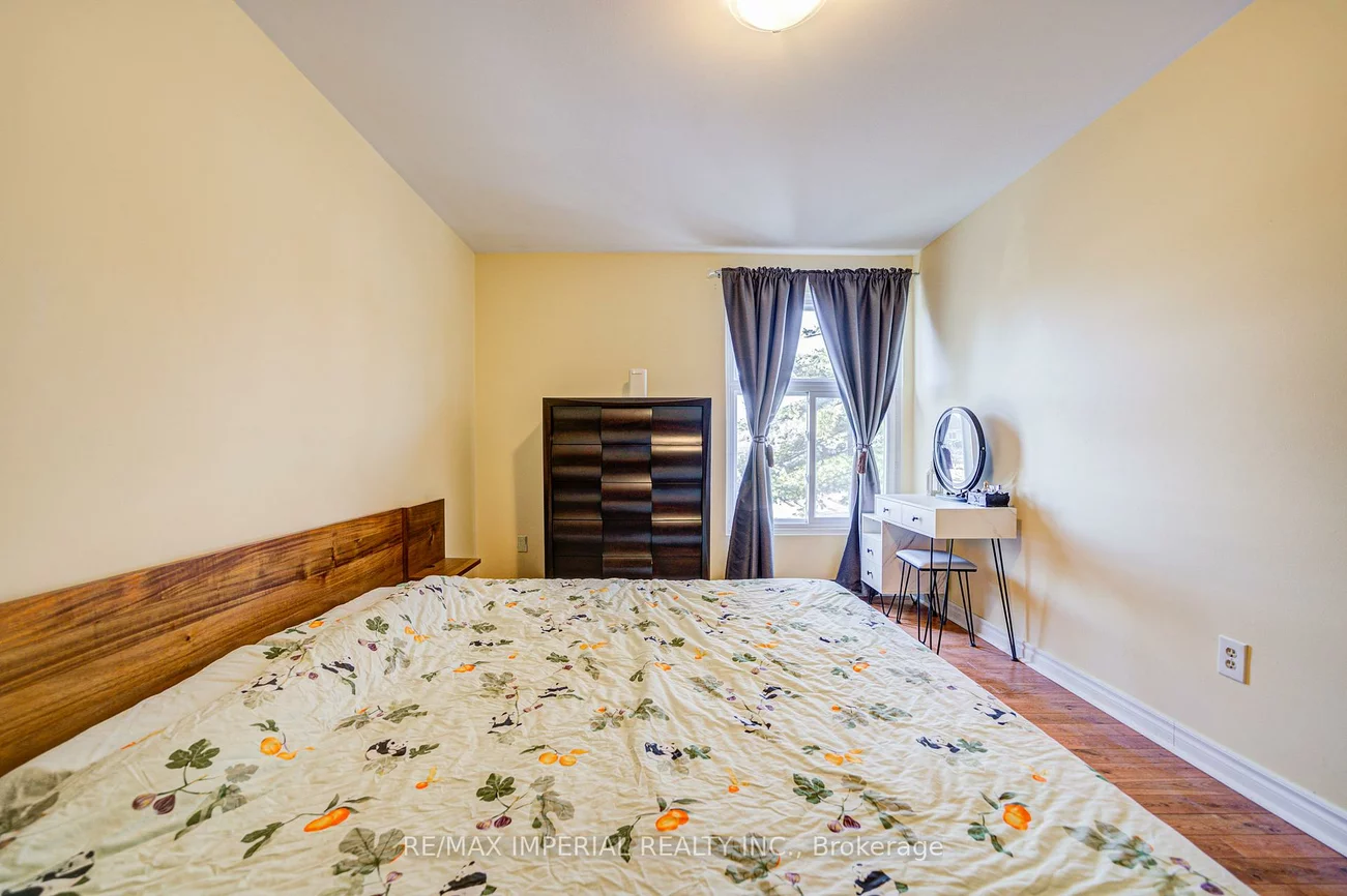 318, Hollyberry, Hillcrest Village, Toronto