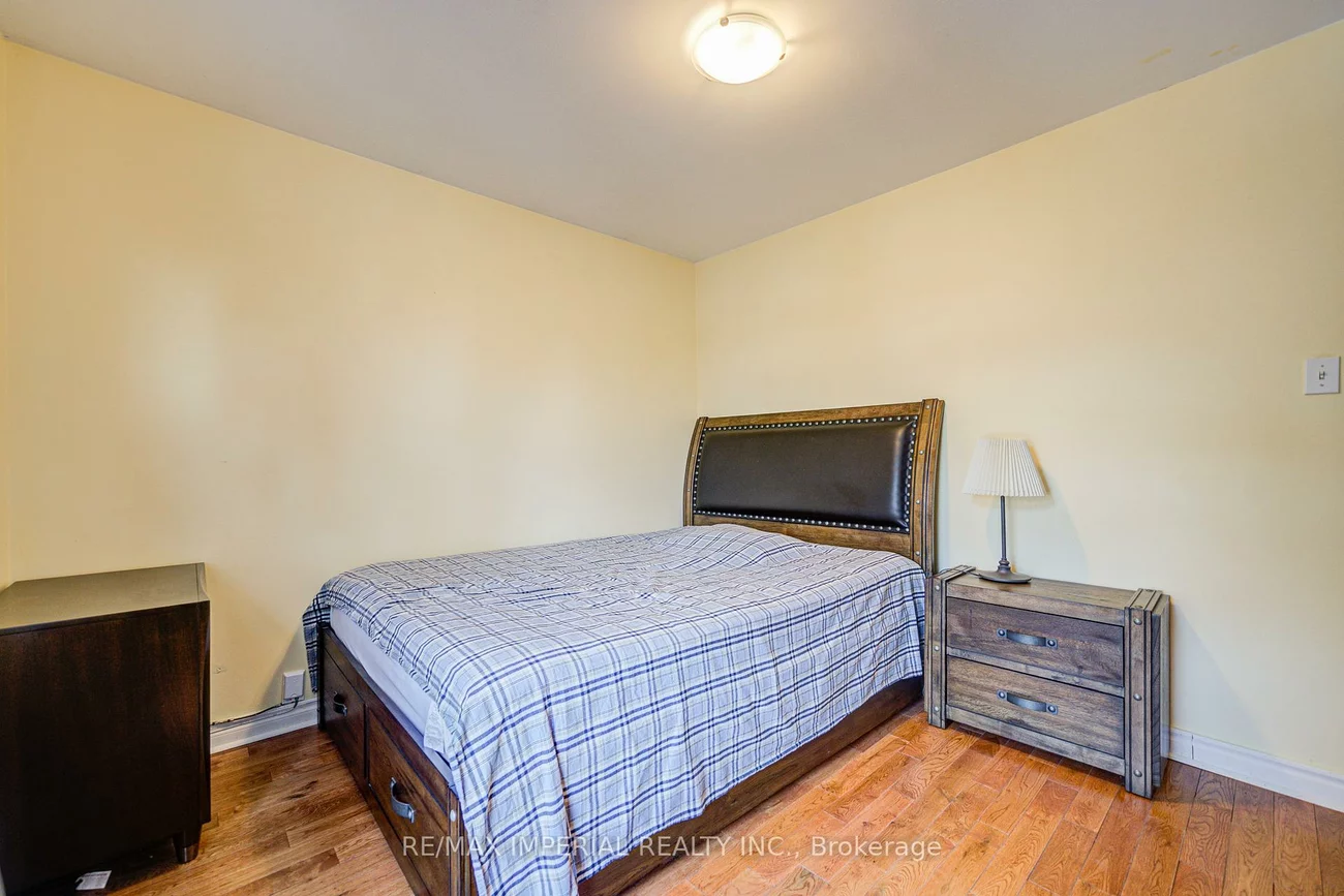 318, Hollyberry, Hillcrest Village, Toronto