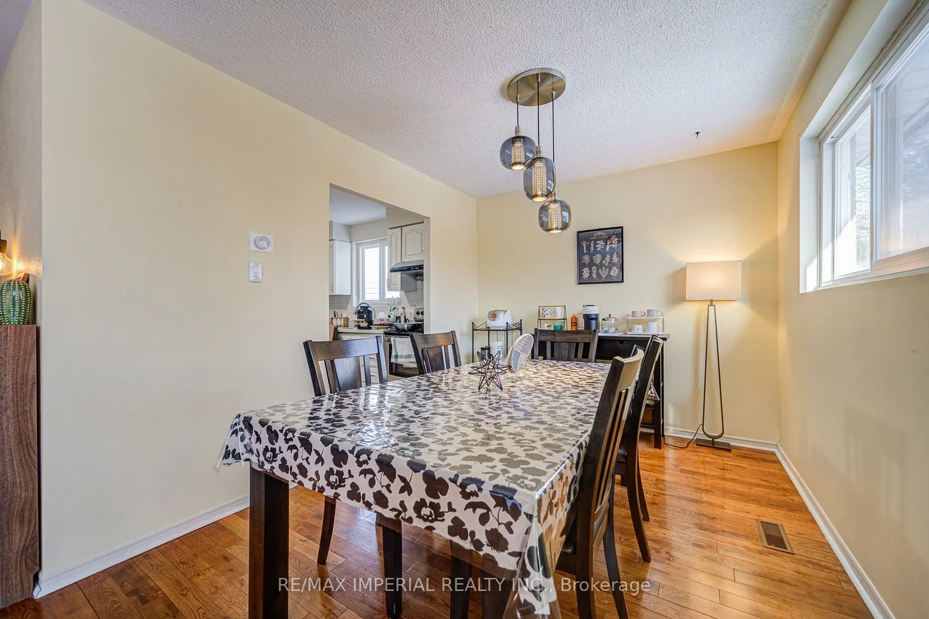 318, Hollyberry, Hillcrest Village, Toronto
